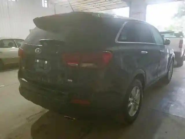 5XYPG4A30KG583533 2019 KIA SORENTO LX-3
