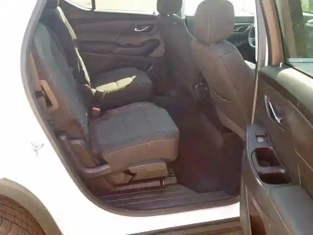 1GNERGKW3KJ177880 2019 CHEVROLET TRAVERSE LT-5