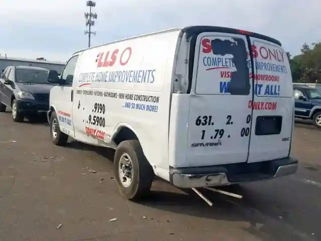 1GTW7AFF3H1907094 2017 GMC SAVANA G2500-2