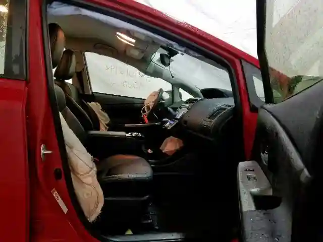 JTDZN3EU6GJ045776 2016 TOYOTA PRIUS V-4