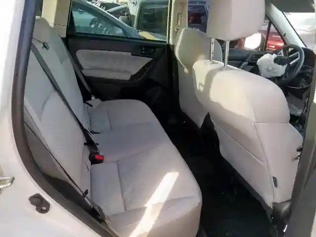JF2SJAGC7HH804466 2017 SUBARU FORESTER 2.5I PREMIUM-5