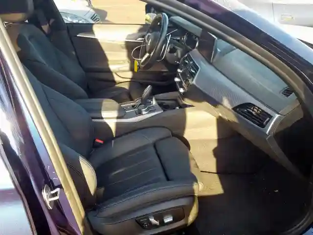 WBAJE5C51KWW10092 2019 BMW 540 I-4