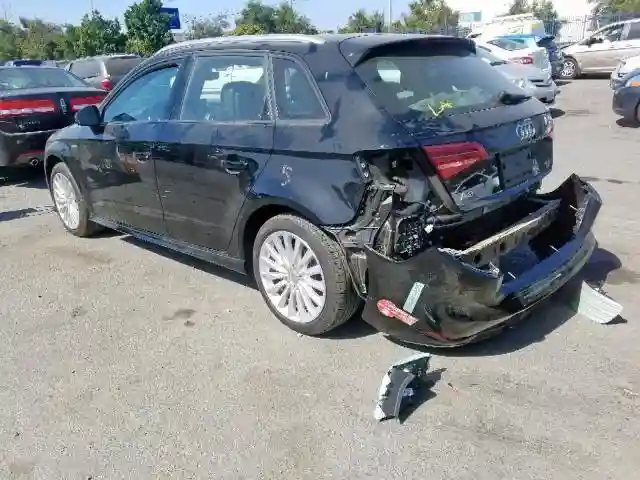 WAUUPBFF7JA091863 2018 AUDI A3 E-TRON PREMIUM-2