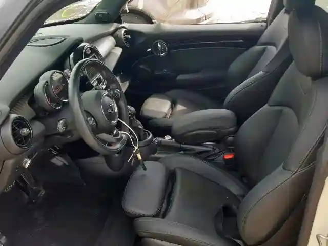 WMWXP5C57J2G62663 2018 MINI COOPER-4