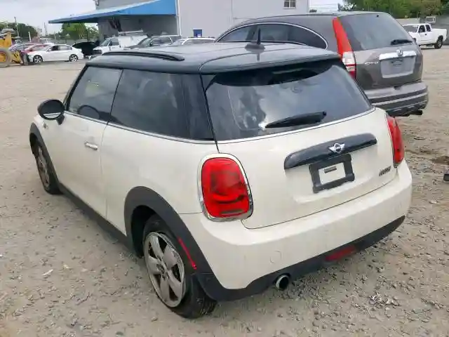 WMWXP5C57J2G62663 2018 MINI COOPER-2