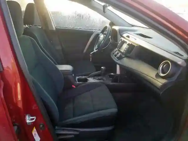 2T3BFREV9JW704355 2018 TOYOTA RAV4 LE-4