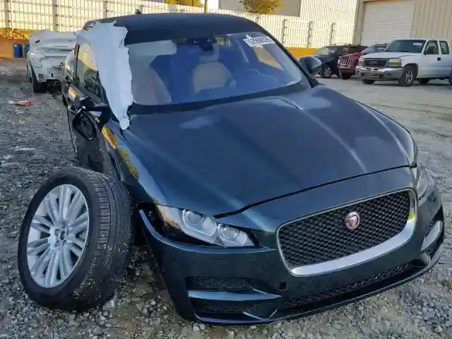 SADCAJ2BV6HA08669 2017 JAGUAR F-PACE PRE-0