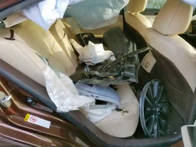 JTHBW1GG6G2106904 2016 LEXUS ES 300H-5