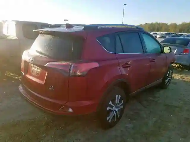 2T3BFREV9JW704355 2018 TOYOTA RAV4 LE-3