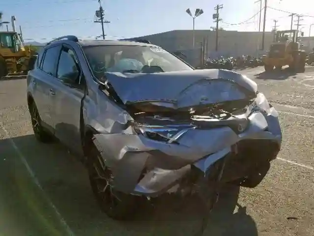 JTMJJREV4HD078683 2017 TOYOTA RAV4 HV SE-0