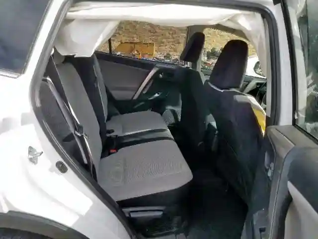 JTMRJREV4JD187444 2018 TOYOTA RAV4 HV LE-5