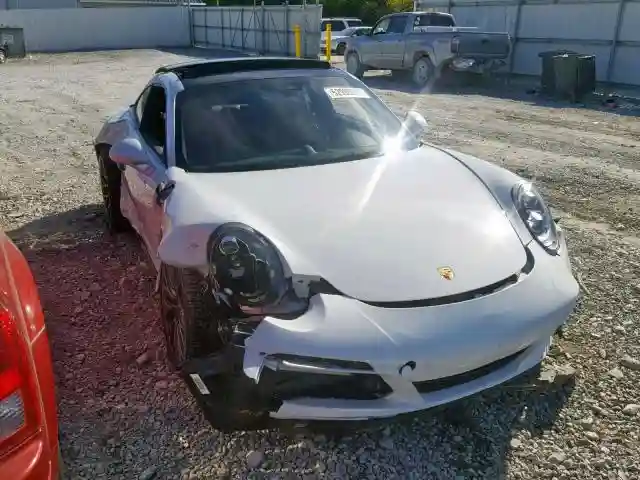 WP0AB2A93JS122672 2018 PORSCHE 911 CARRERA S-0