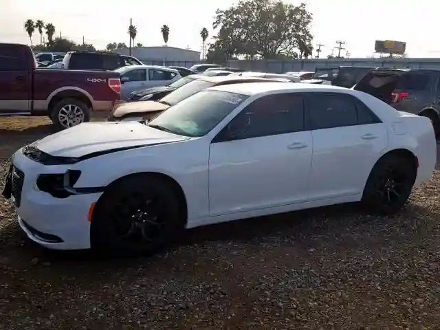 2C3CCAAG7KH651280 2019 CHRYSLER 300 TOURING-1