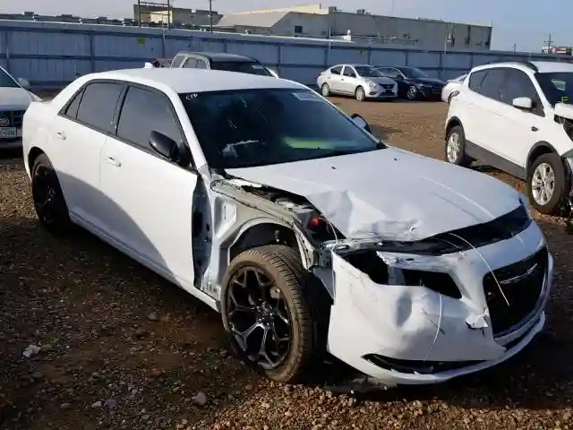 2C3CCAAG7KH651280 2019 CHRYSLER 300 TOURING-0