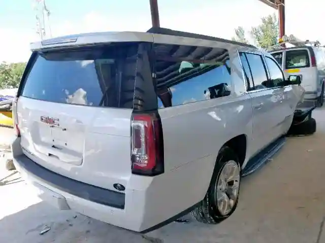 1GKS1GKC0GR319558 2016 GMC YUKON XL C1500 SLT-3