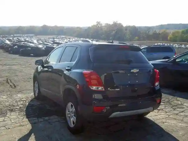 KL7CJPSBXKB787996 2019 CHEVROLET TRAX 1LT-2