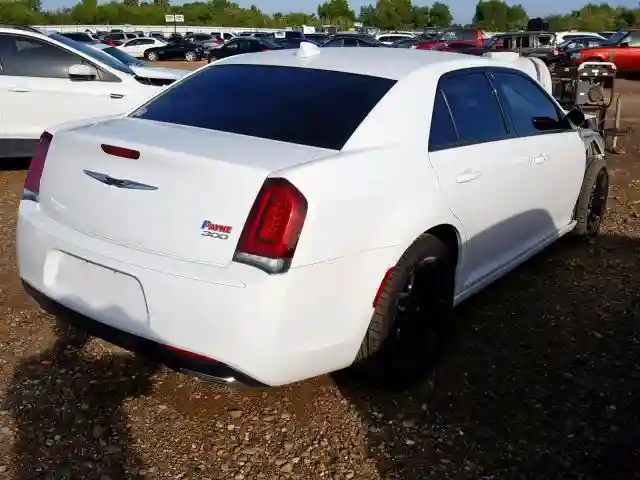 2C3CCAAG7KH651280 2019 CHRYSLER 300 TOURING-3