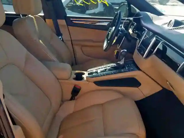 WP1AA2A5XHLB08643 2017 PORSCHE MACAN-4