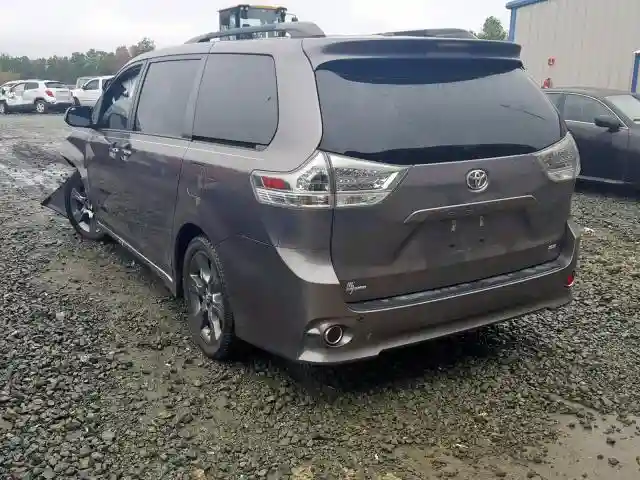 5TDXK3DC0GS751427 2016 TOYOTA SIENNA SE-2