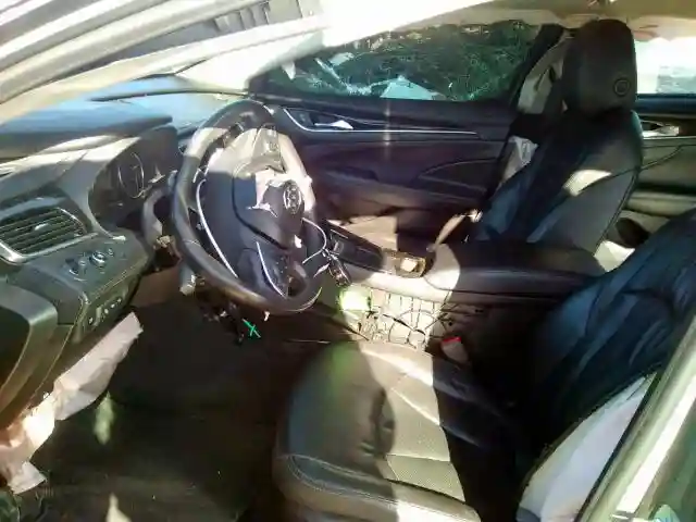 1G4ZR5SZ0JU128699 2018 BUICK LACROSSE PREMIUM-4