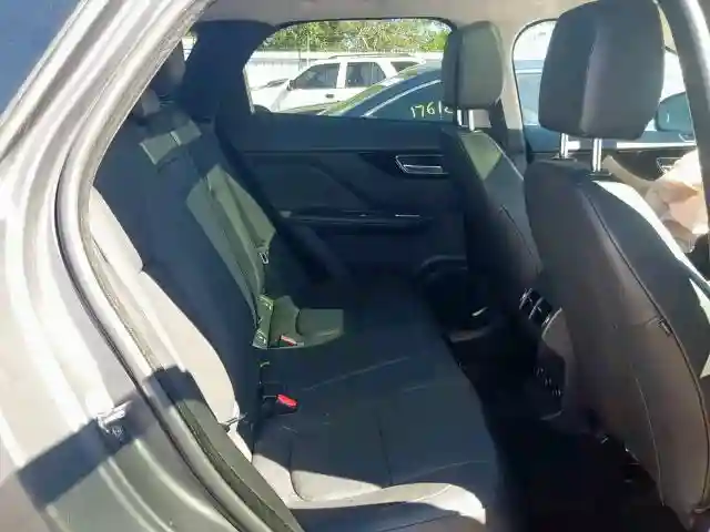 SADCJ2GX9JA236400 2018 JAGUAR F-PACE PREMIUM-5
