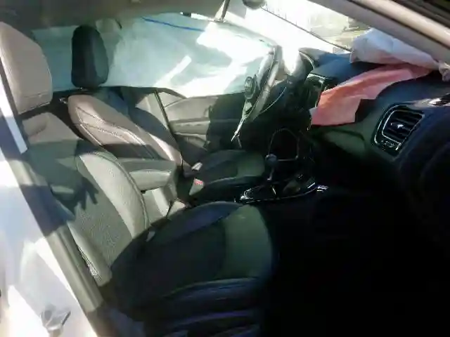 3C4NJDBB6KT787342 2019 JEEP COMPASS LATITUDE-4