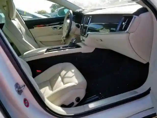 LVY982AK8JP007923 2018 VOLVO S90 T5-4