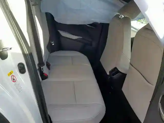 JTHU9JBH8K2004464 2019 LEXUS UX 250H-5