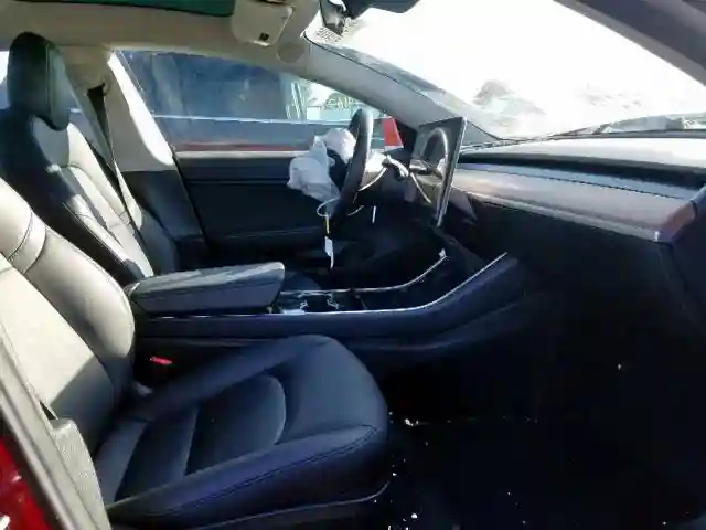 5YJ3E1EA1JF007175 2018 TESLA MODEL 3-4