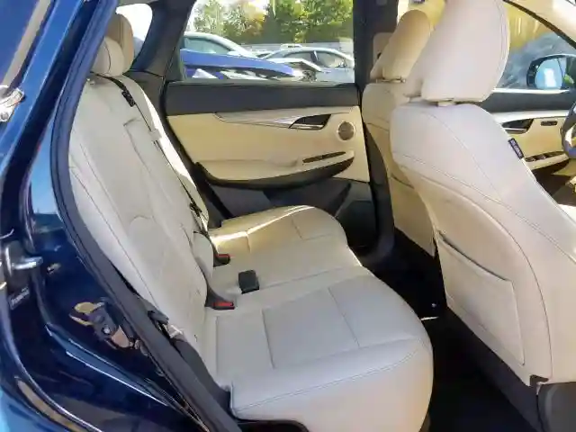 3PCAJ5M39KF114165 2019 INFINITI QX50 ESSENTIAL-5