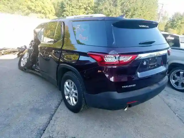1GNERGKW3JJ268694 2018 CHEVROLET TRAVERSE LT-2