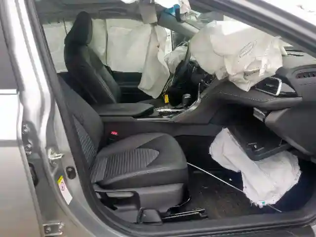 4T1B11HK7JU541697 2018 TOYOTA CAMRY L-4