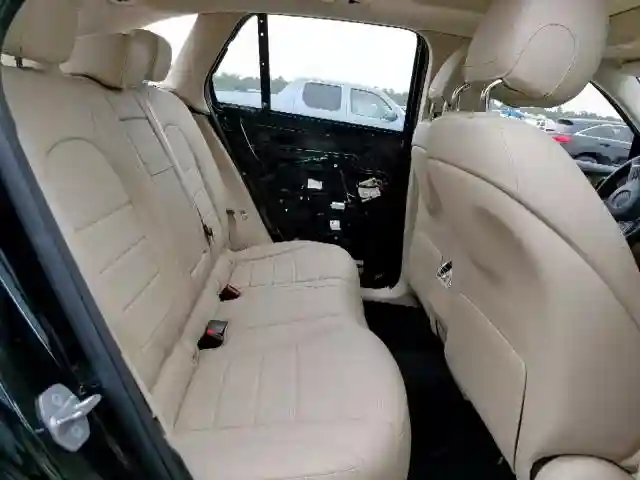 WDC0G4JBXJV080439 2018 MERCEDES-BENZ GLC 300-5