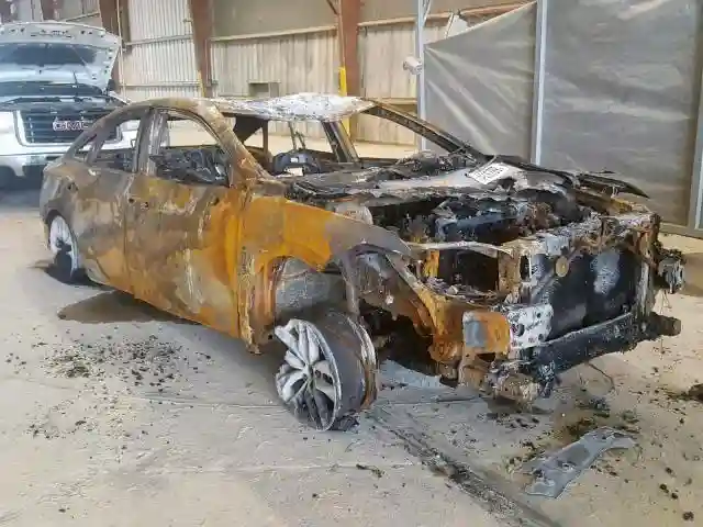 4T1B21FB1KU004292 2019 TOYOTA AVALON XLE-0