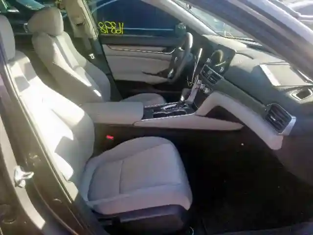 1HGCV1F13JA060873 2018 HONDA ACCORD LX-4
