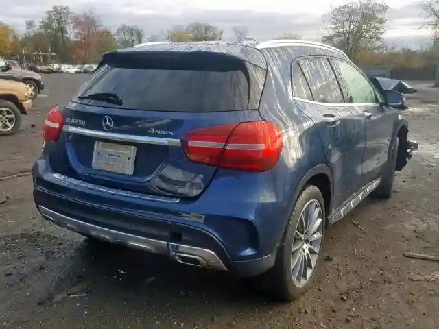 WDCTG4GB4KJ604438 2019 MERCEDES-BENZ GLA 250 4MATIC-3