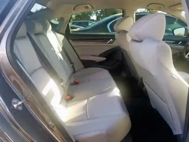 1HGCV1F13JA060873 2018 HONDA ACCORD LX-5