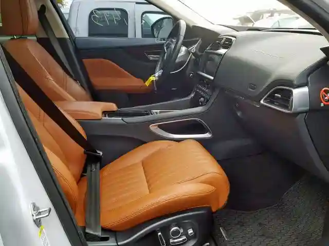 SADCN2EV2JA242531 2018 JAGUAR F-PACE PORTFOLIO-4