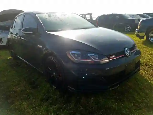 3VW6T7AU8KM004838 2019 VOLKSWAGEN GTI AUTOBAHN-0