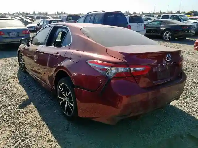 4T1B11HK3JU595806 2018 TOYOTA CAMRY L-2