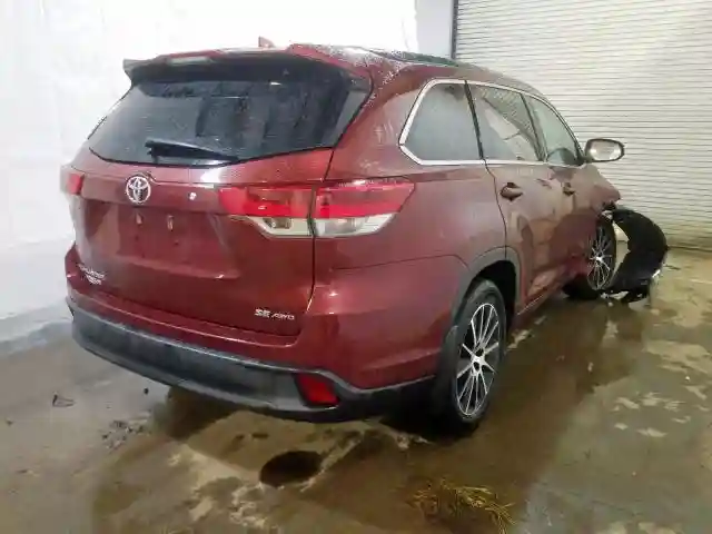 5TDJZRFH8HS508334 2017 TOYOTA HIGHLANDER SE-3