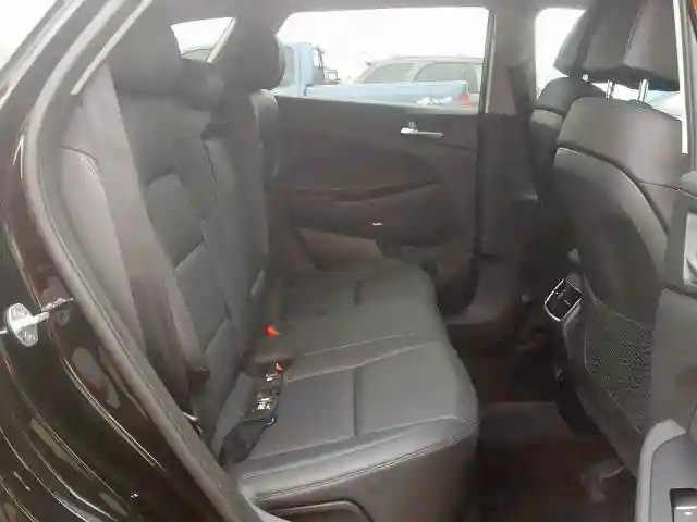 KM8J3CAL8KU043093 2019 HYUNDAI TUCSON LIMITED-5