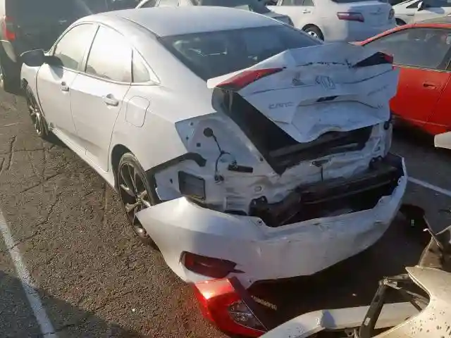 19XFC2F8XKE212957 2019 HONDA CIVIC SPORT-2