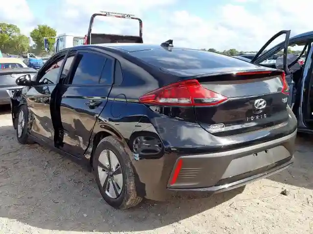KMHC65LC9KU123673 2019 HYUNDAI IONIQ BLUE-2