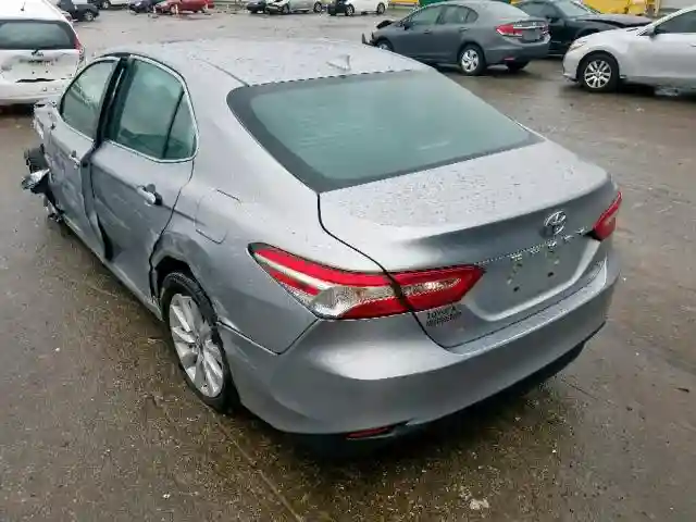 4T1B11HK0KU701758 2019 TOYOTA CAMRY L-2