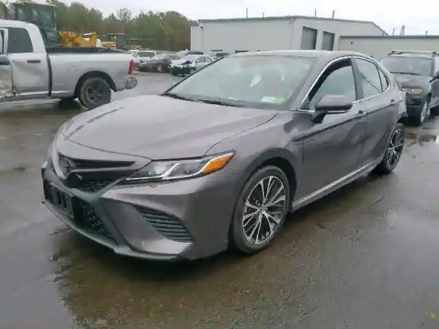 4T1B11HK5KU681443 2019 TOYOTA CAMRY L-1