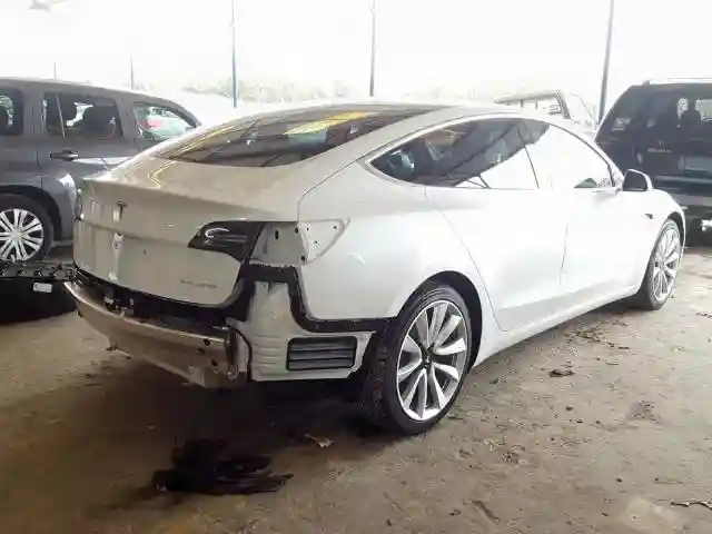 5YJ3E1EBXKF406676 2019 TESLA MODEL 3-3