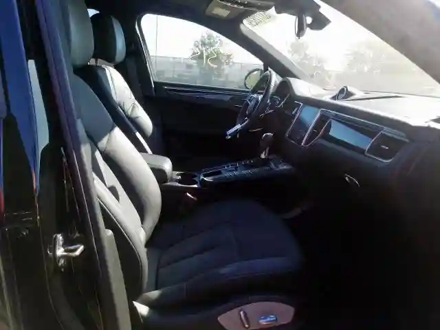WP1AA2A53HLB05339 2017 PORSCHE MACAN-4