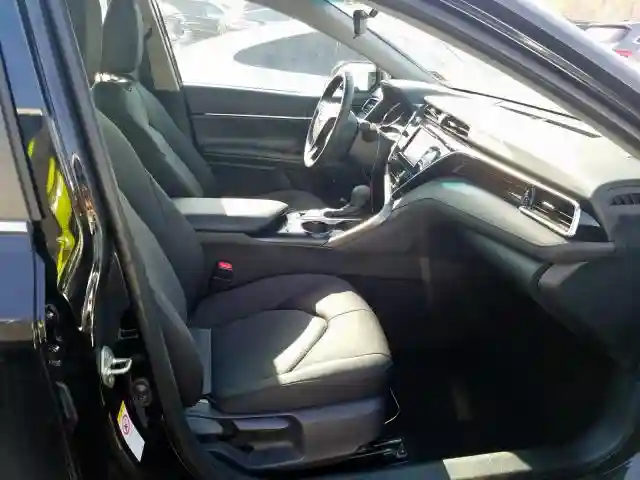 4T1B31HKXJU506243 2018 TOYOTA CAMRY LE-4