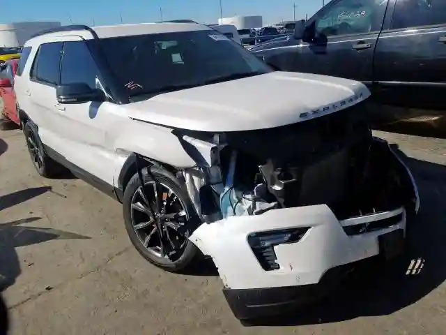 1FM5K7D89JGA13729 2018 FORD EXPLORER XLT-0